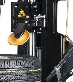 APS 3000 Leverless Tire Changer